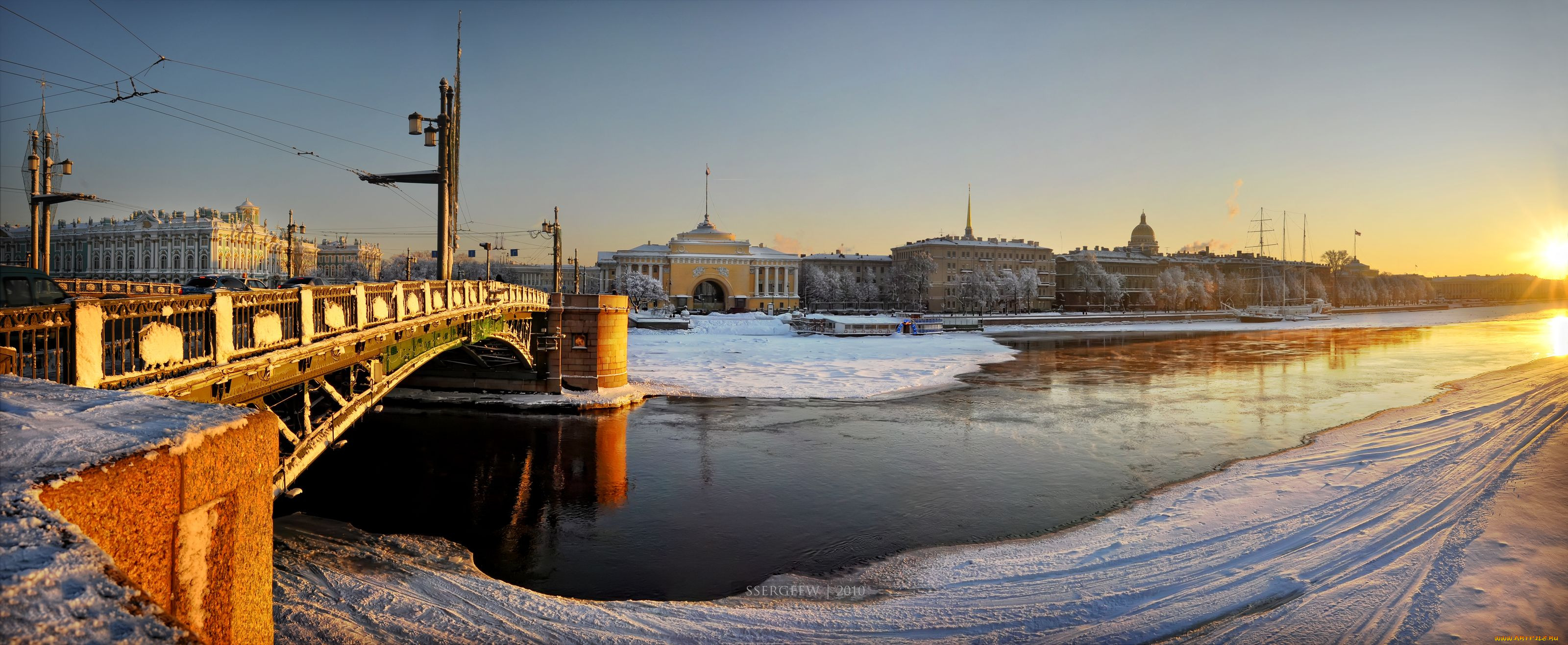 Работа город петербург. Обои на рабочий стол Питер. Зимний Петербург обои на рабочий стол. Обои 1980 Солнечный Питер.